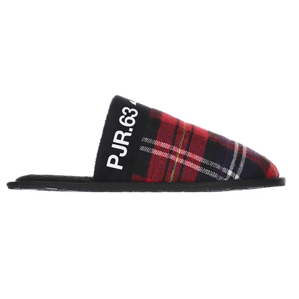 Pajar Canada Stewie red and black mule plaid flannel slippers NWT